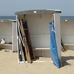 Beachhouse Anna, 1 Minute Walk To The And Centre Of Katwijk, Free Private Parking Next To The House ! 아파트 카트베이크안제이