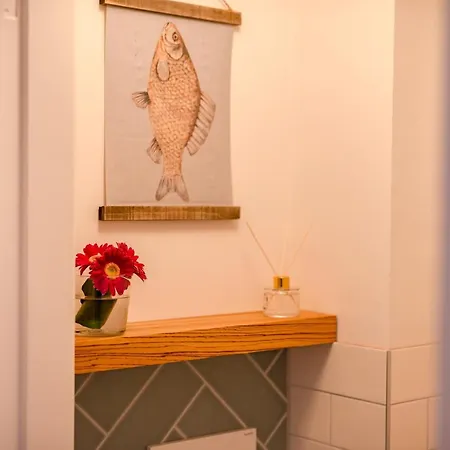 Beachhouse Anna, 1 Minute Walk To The And Centre Of Katwijk, Free Private Parking Next To The House ! * 滨海卡特韦克